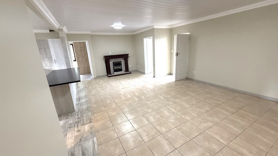 To Let 4 Bedroom Property for Rent in Costa Sarda Western Cape